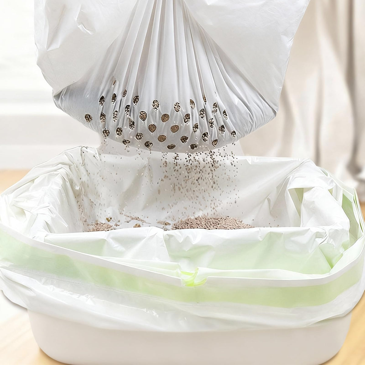 84PCS Sifting Cat Litter Box Liners with Holes, 31 x 18 Inch U466656