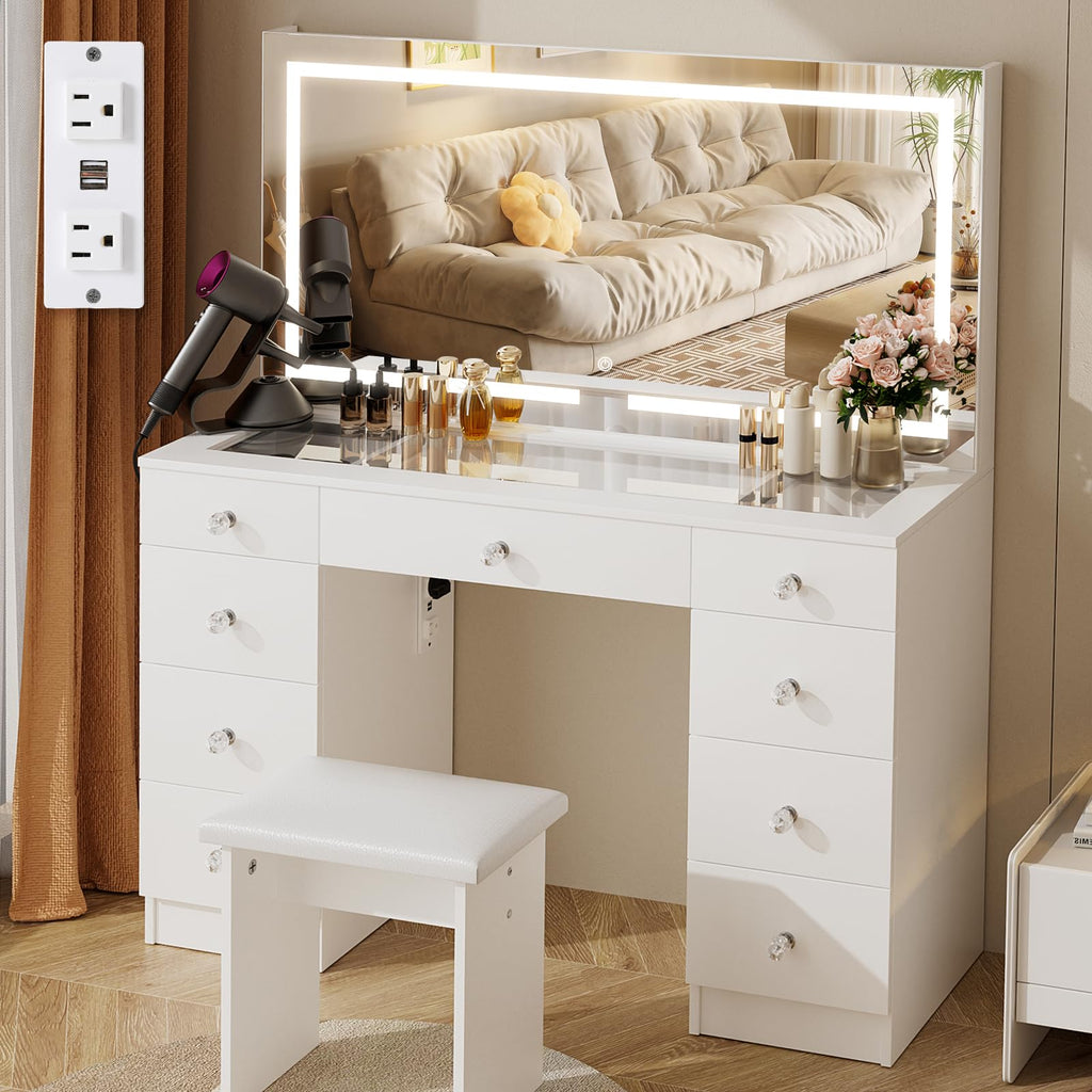 Vanity with Lighted Mirror N4258