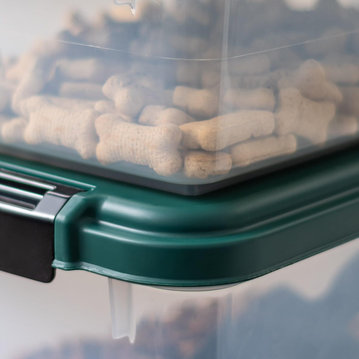 Airtight Pet Food Container C31380